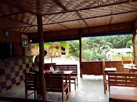 فندق Timbanglawangفي  Orchid Bungalow & Restaurant المظهر الخارجي الصورة