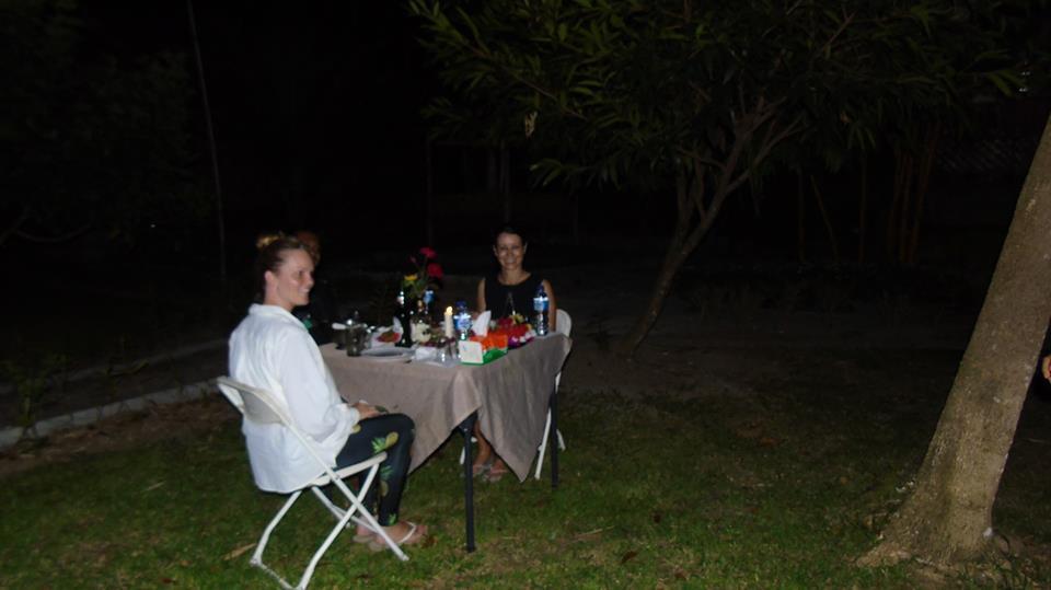 فندق Timbanglawangفي  Orchid Bungalow & Restaurant المظهر الخارجي الصورة
