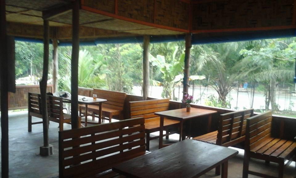 فندق Timbanglawangفي  Orchid Bungalow & Restaurant المظهر الخارجي الصورة