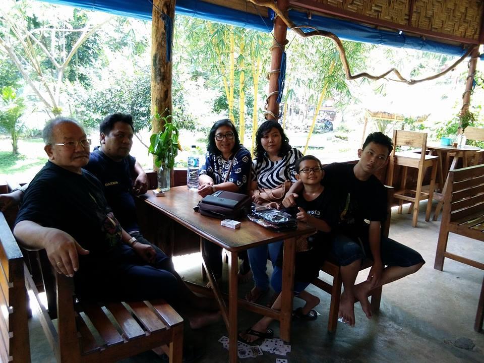 فندق Timbanglawangفي  Orchid Bungalow & Restaurant المظهر الخارجي الصورة